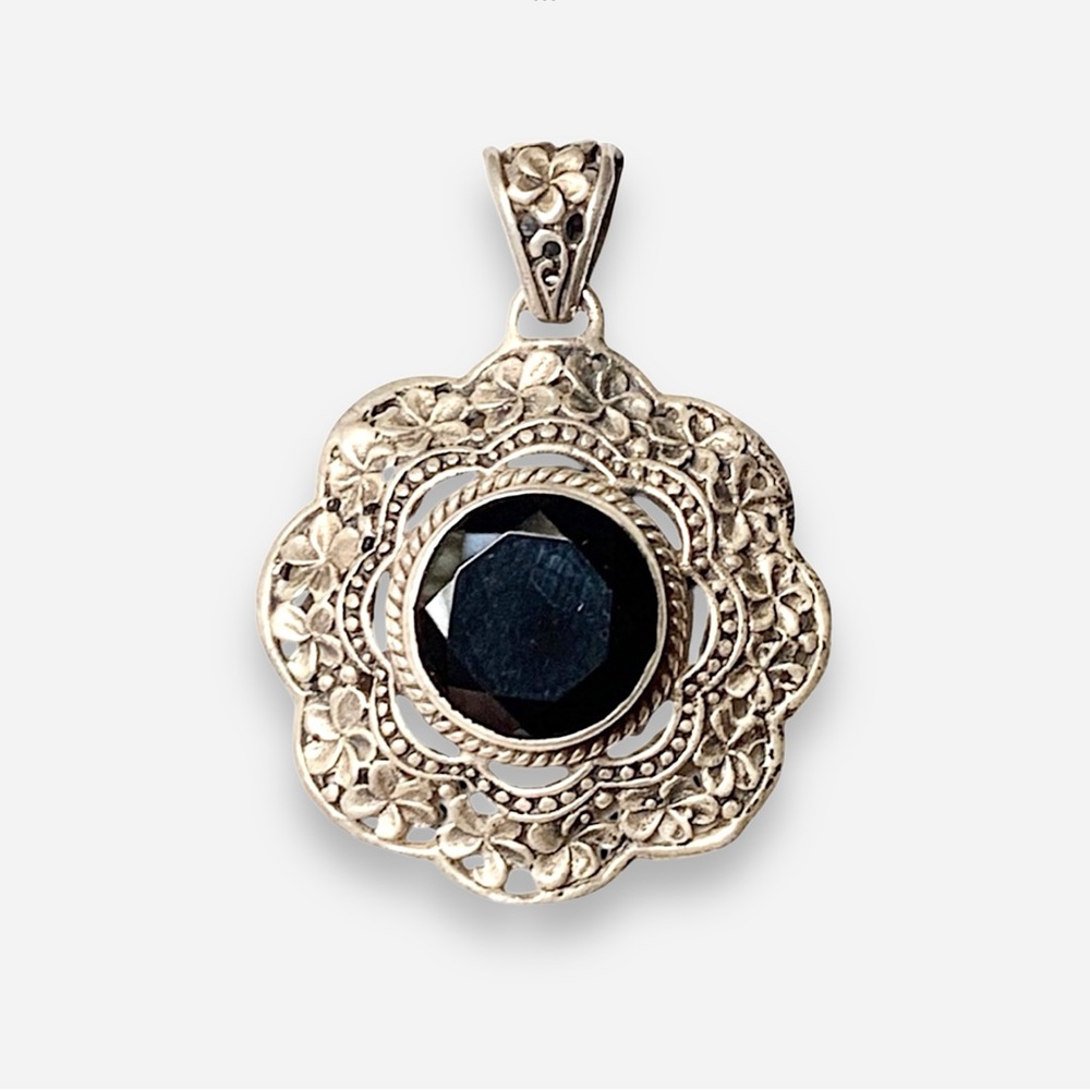 🌸Pendant🌸 925 sterling silver